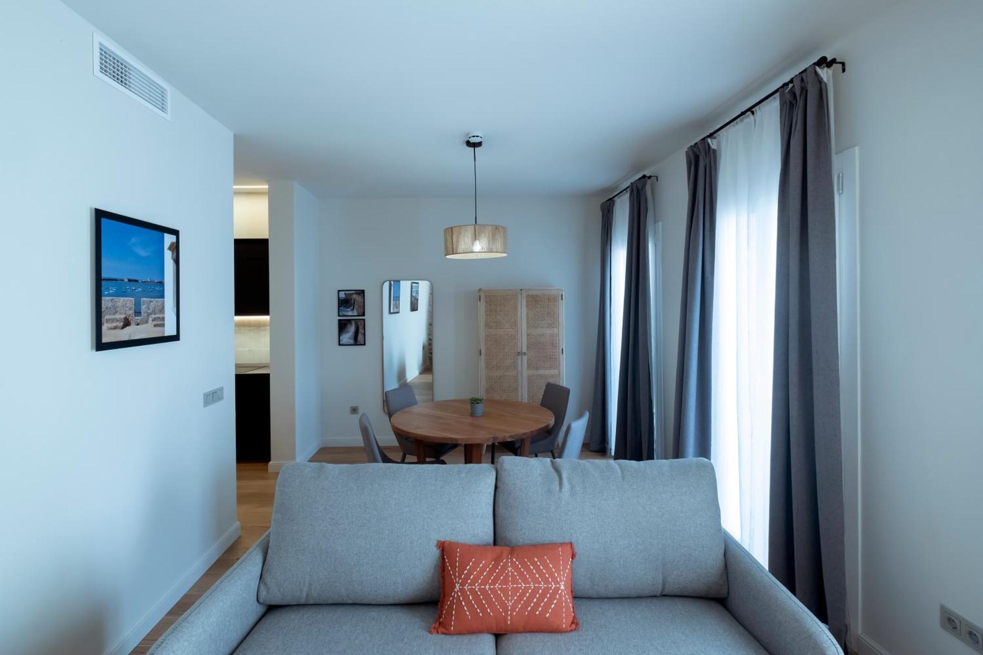 Villar Suites By Cadiz4Rentals 客房 照片